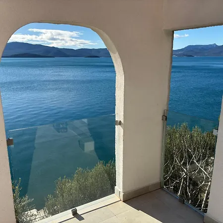 Apartman Olive Tree Komarna
