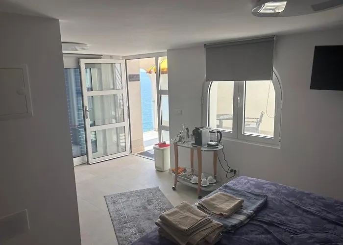 Apartment Olive Tree Komarna